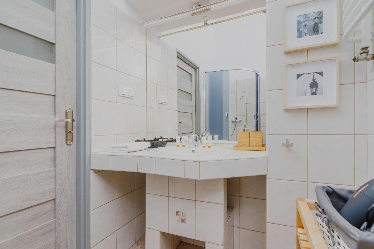 Zamenhofa Studio Krakow By Noclegi Renters Luaran gambar