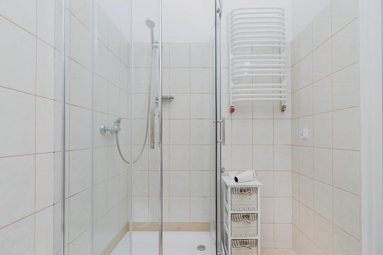 Zamenhofa Studio Krakow By Noclegi Renters Luaran gambar